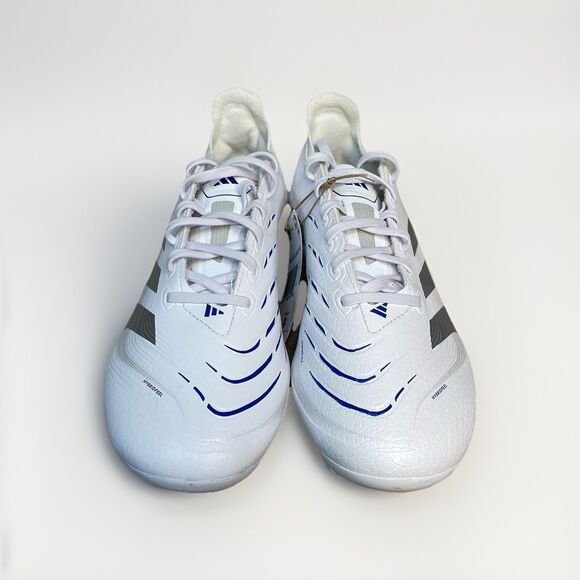 Athletic_Shoes